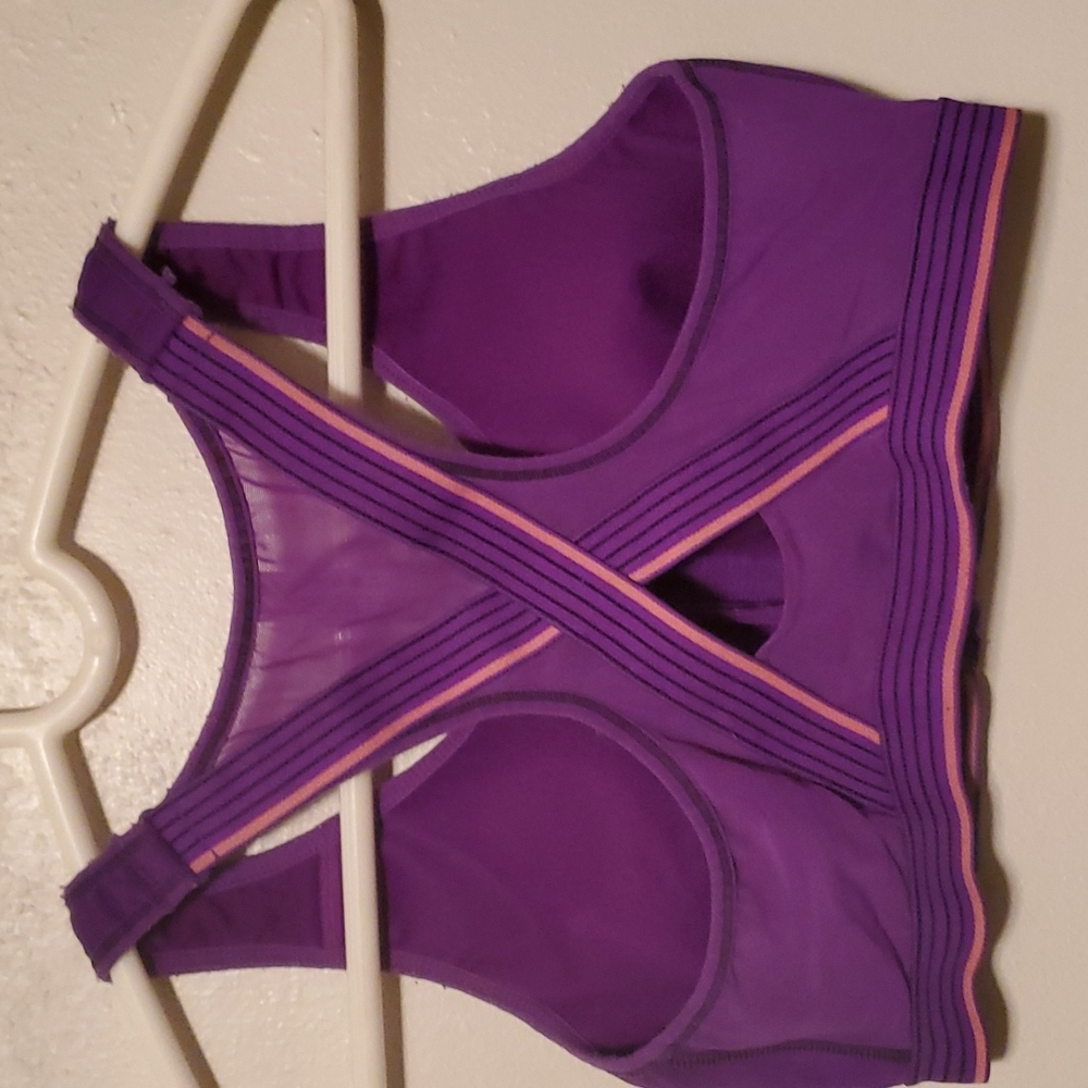 Danskin sports bra - Picture 3 of 3